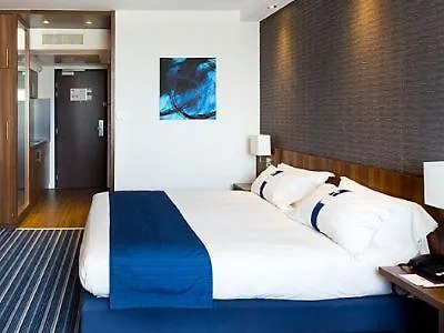 Hotel Express - Odysseum By Ihg