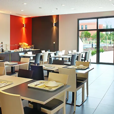 Express - Odysseum By Ihg Hotel 3*
