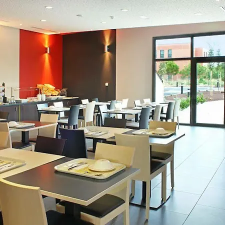 Express - Odysseum By Ihg Hotel