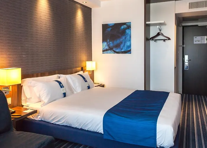 Express - Odysseum By Ihg Hotel