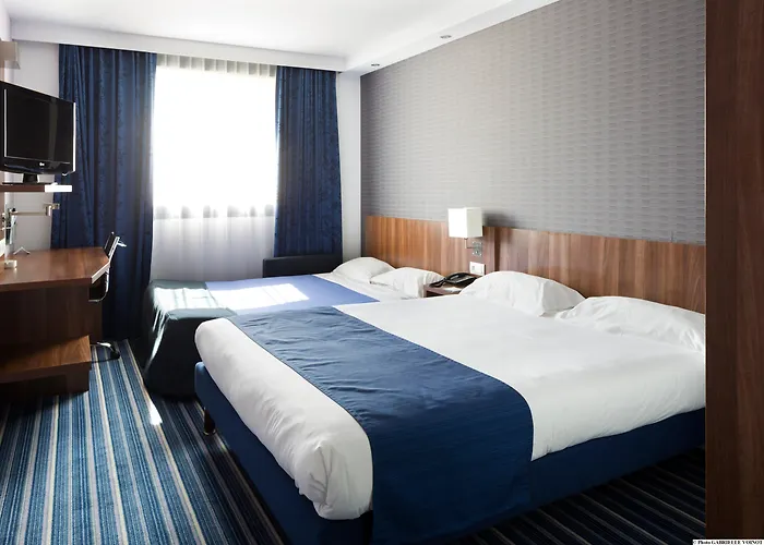 Express - Odysseum By Ihg Hotel