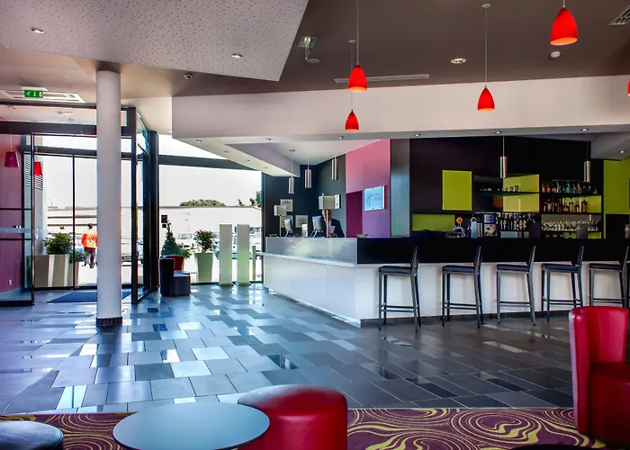 Express - Odysseum By Ihg Hotel